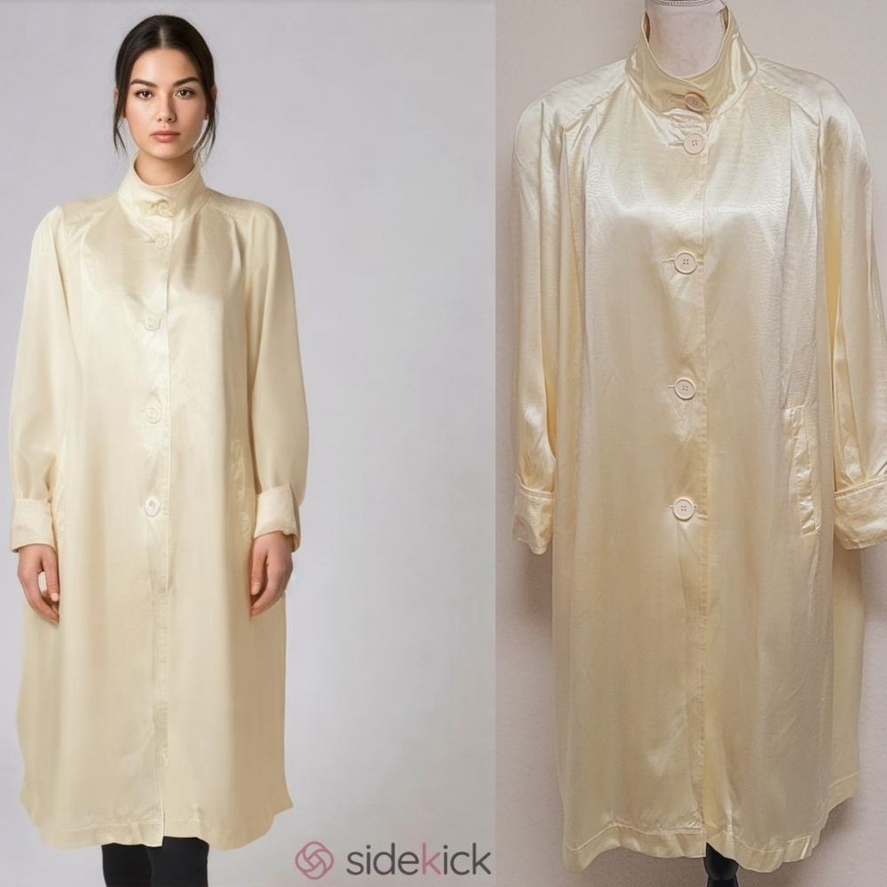 90s Vintage Jacqueline Ferrar Ivory Yellow Satin Embossed Alligator Swing Coat